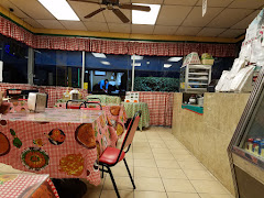 Pizza near Harbor Inn